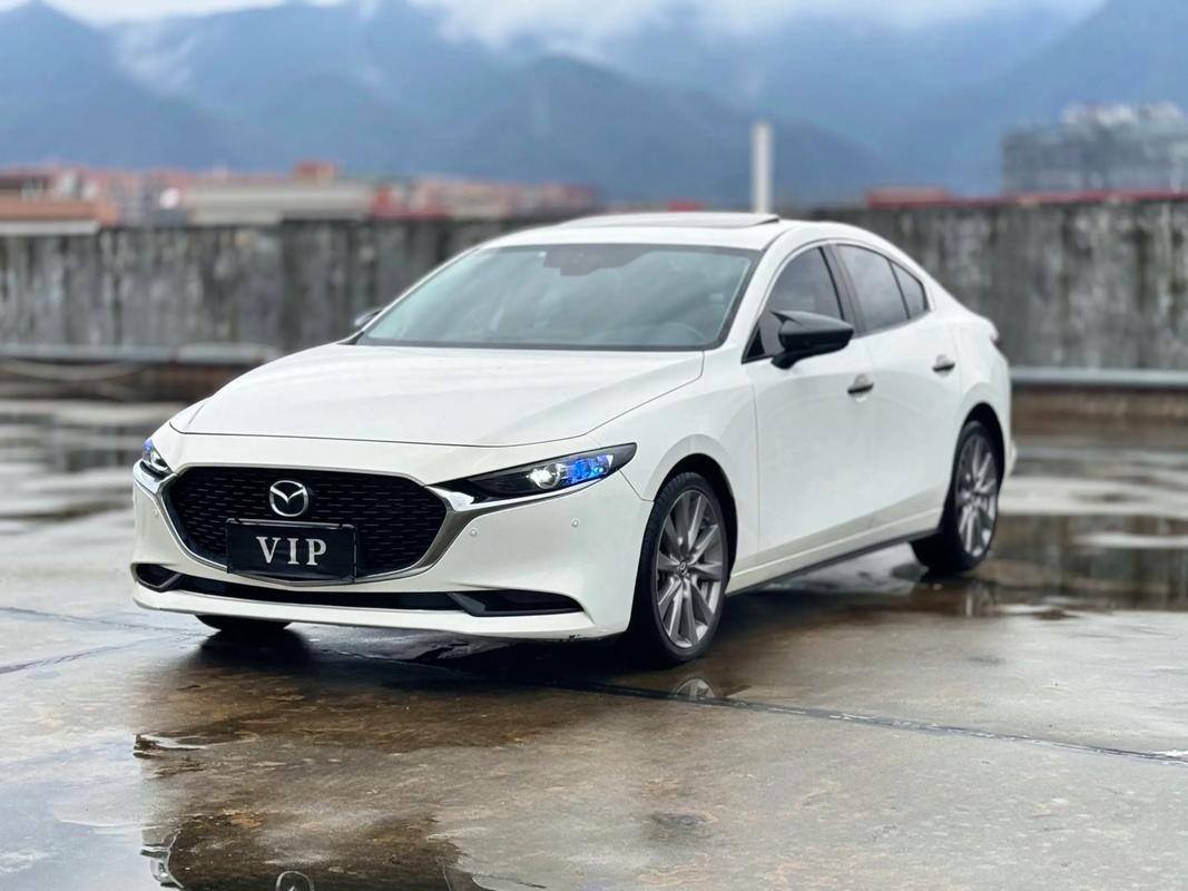 马自达3昂克赛拉油箱多少升 马自达3昂克赛拉加满油多少升