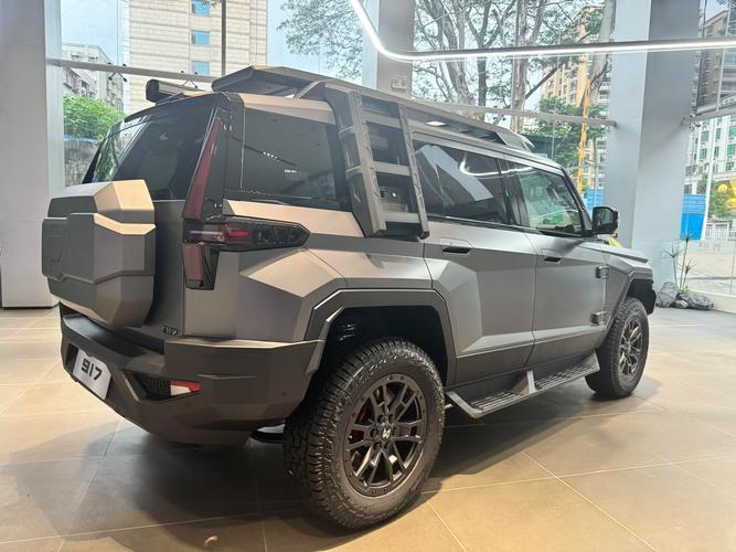 猛士电动越野车(猛士越野车民用版报价 40万)