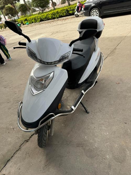 豪爵5000左右的踏板车,豪爵5000左右的踏板车推荐