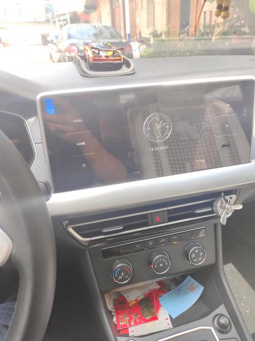 朗逸内饰图片 问界内饰图片