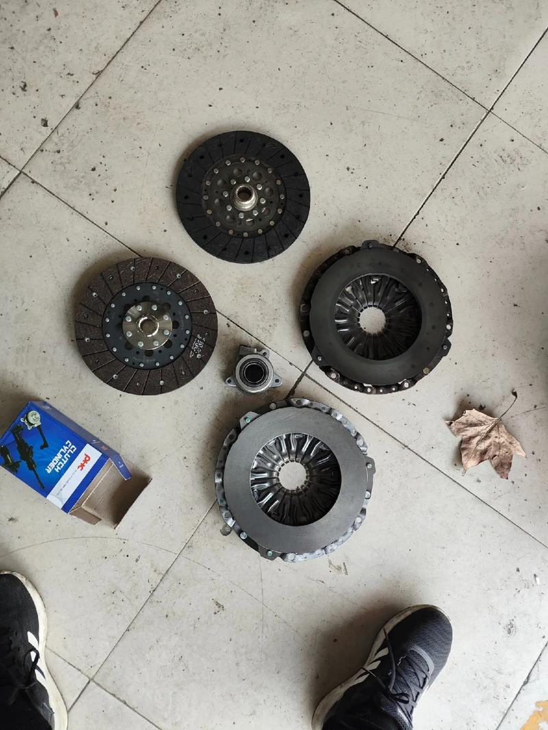 长城h6运动版/长城h6运动版大的怎么样更换总成呢