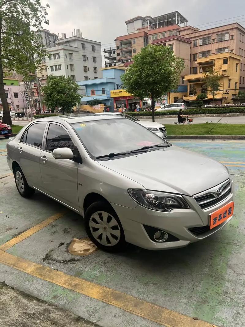 【13年的丰田花冠值多少钱,13年丰田花冠二手车怎么样】