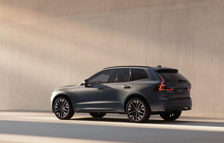 沃尔沃xc60报价及图片 沃尔沃xc60报价及图片大全价格表