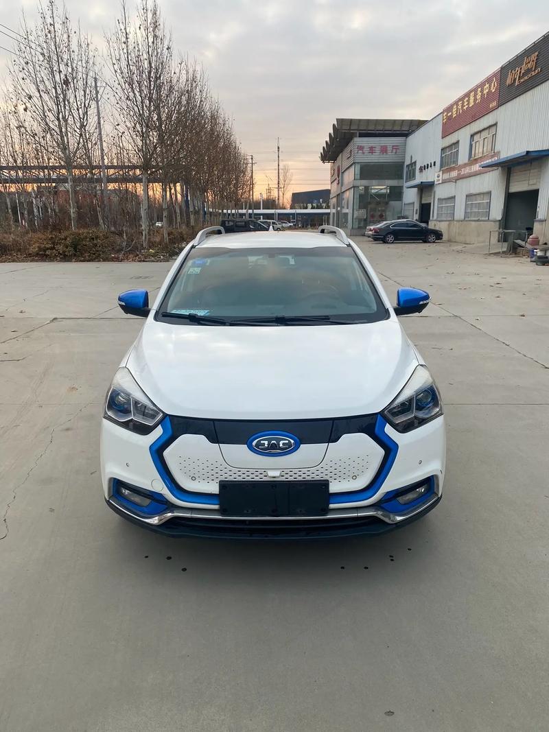 江淮iev7s新能源汽车(江淮新能源iev7s2019年款)