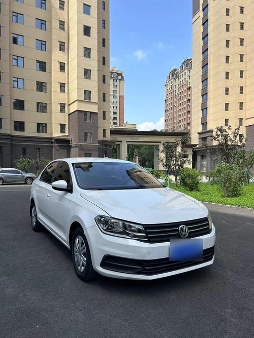 桑塔纳最便宜的车型多少钱／桑塔纳最便宜的车型多少钱一辆