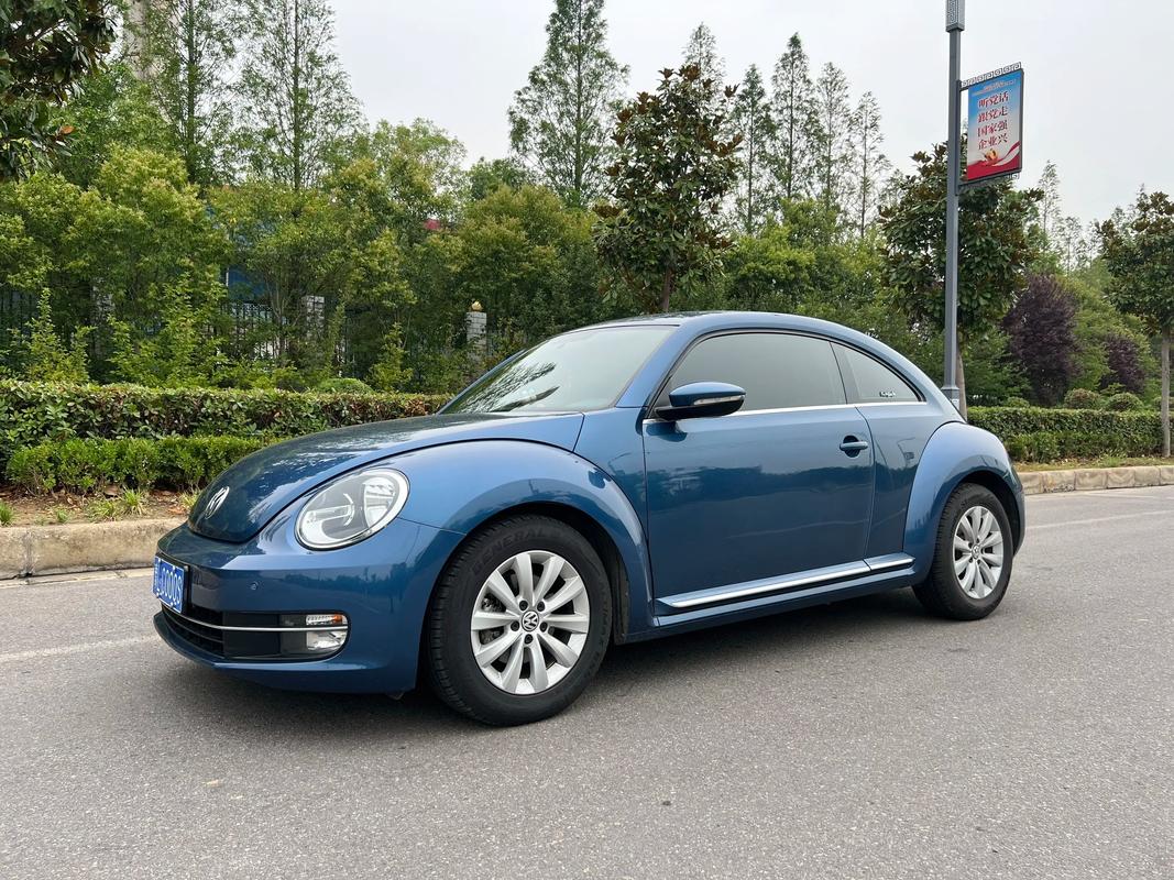 大众甲壳虫敞篷版二手车报价／大众甲壳虫2019款敞篷多少钱