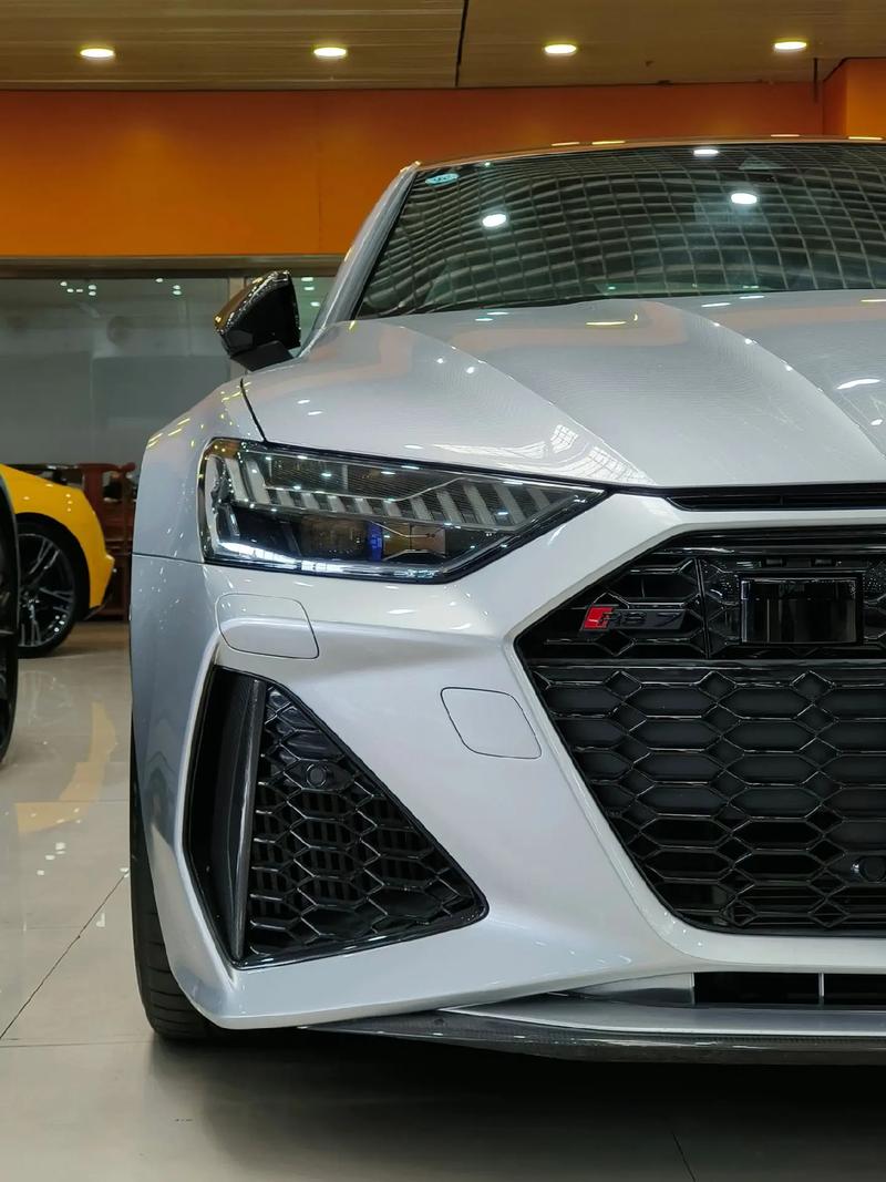 【奥迪rs7配置参数,奥迪rs7性能怎么样】