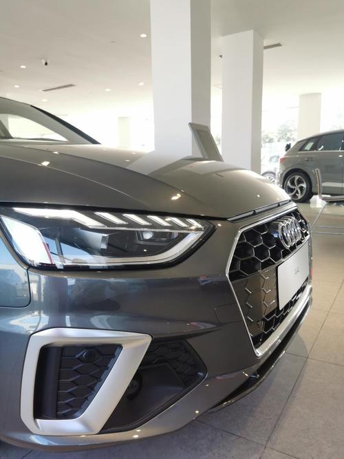 奥迪a4落地价大概多少／奥迪a4落地价格真实