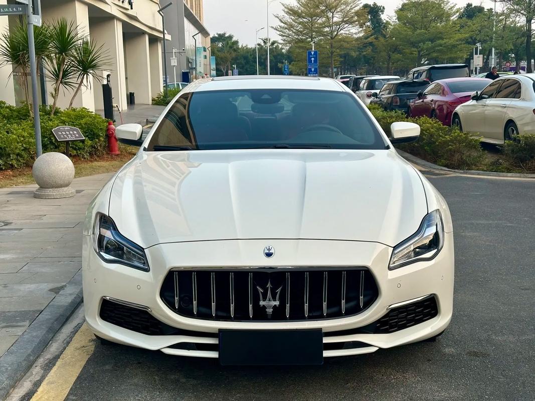 【玛莎拉蒂图片大全图片,玛莎拉蒂图片标志】