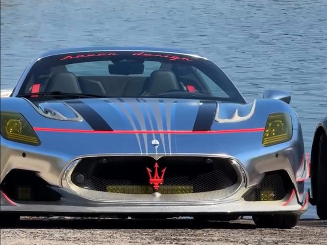 玛莎拉蒂mc20高清图片(玛莎拉蒂mc20真实图片)