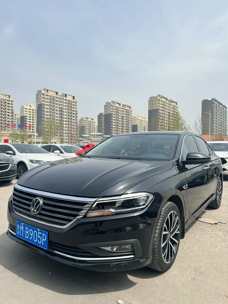 汽车之家朗逸plus／汽车之家朗逸500万300TSI满逸版