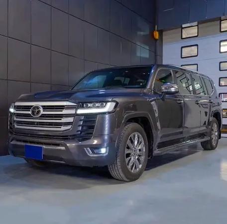 丰田进口加长版豪华型车/丰田加长版的车多少钱