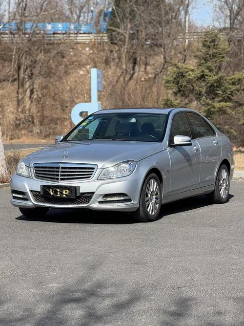 11年奔驰c200二手车价格(11年奔驰c200l二手车价格)