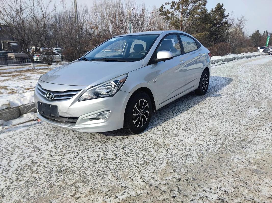 2016年现代瑞纳自动挡多少钱/16年的现代瑞纳